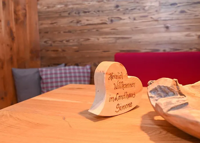 Simone Incl Joker Card By In One *